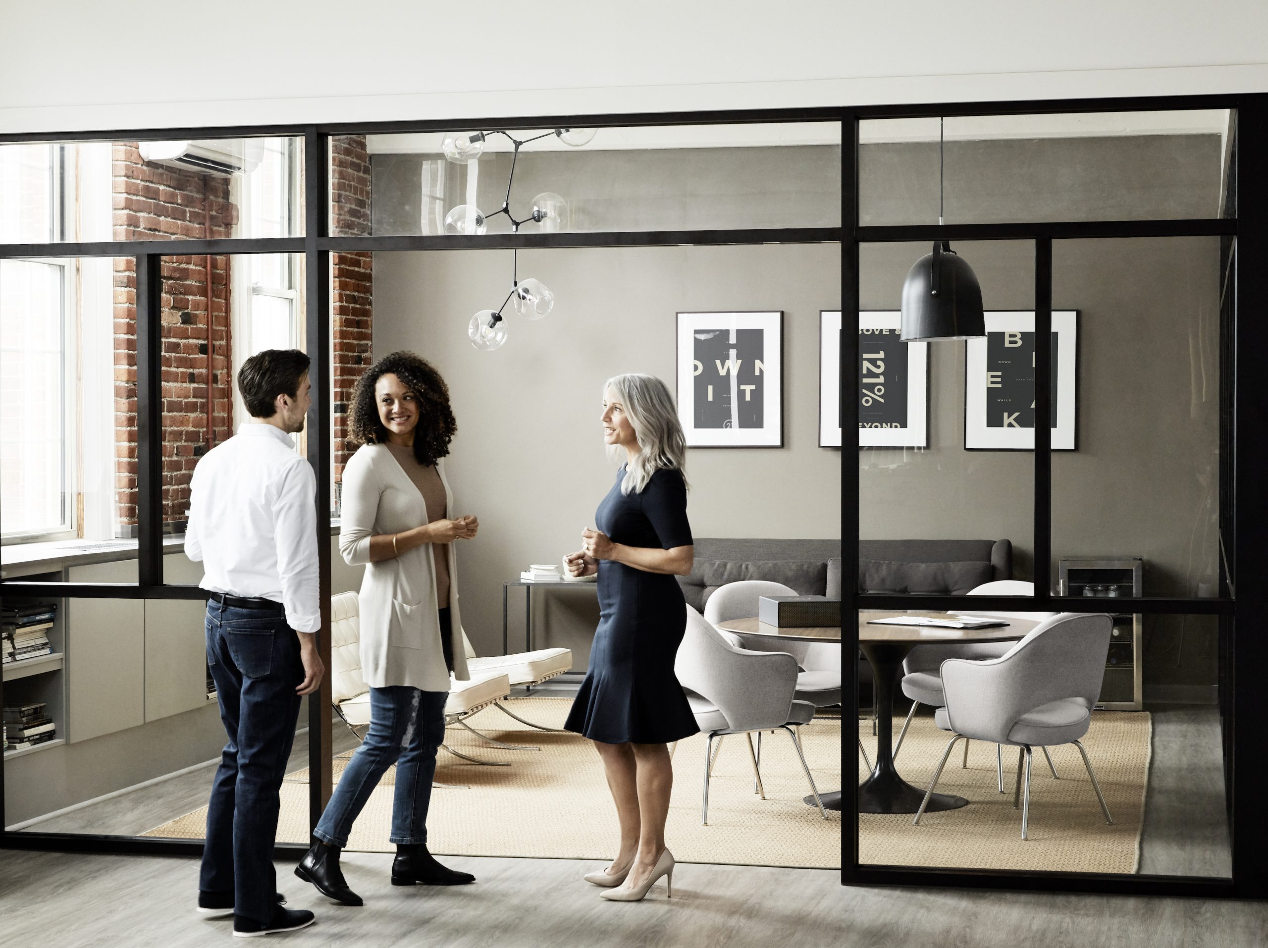 Website CRE-A-19-11161542_BuyerSeller_ConferenceRoom